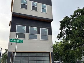 1401  Seegar Street , Dallas Texas 75215