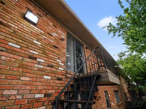 3609  Parkridge Drive  204, Dallas Texas 75234