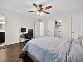 3609  Parkridge Drive  204, Dallas Texas 75234