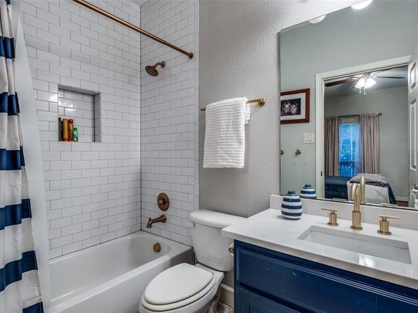 907  City Side Lane , Dallas Texas 75201