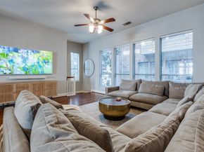 907  City Side Lane , Dallas Texas 75201