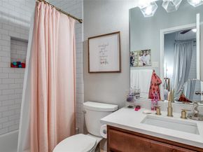 907  City Side Lane , Dallas Texas 75201