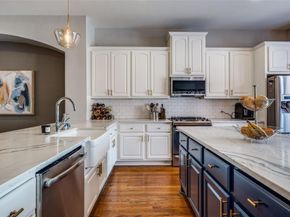 907  City Side Lane , Dallas Texas 75201