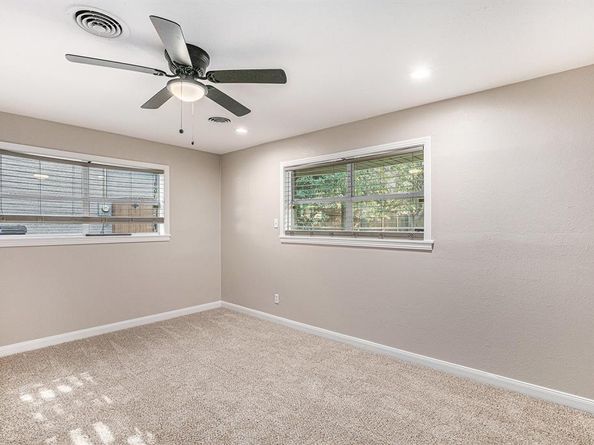 4241  Whitfield Avenue , Fort Worth Texas 76109