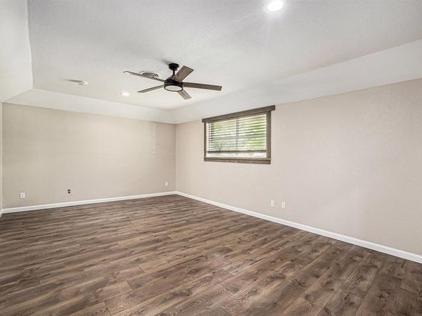 4241  Whitfield Avenue , Fort Worth Texas 76109