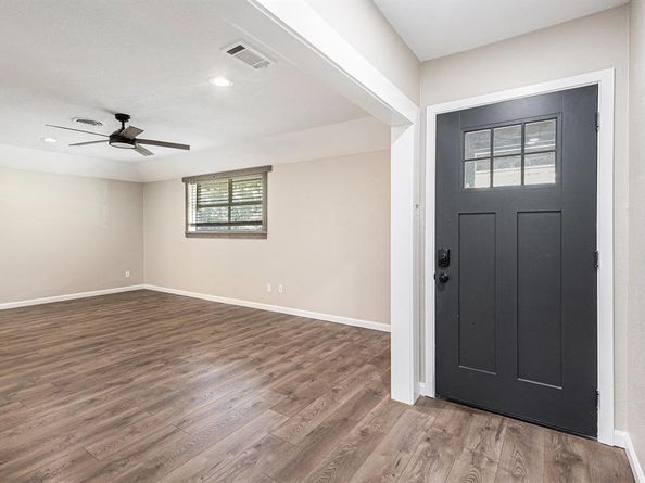 4241  Whitfield Avenue , Fort Worth Texas 76109