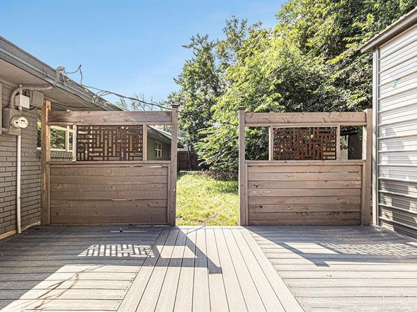 4241  Whitfield Avenue , Fort Worth Texas 76109