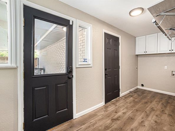 4241  Whitfield Avenue , Fort Worth Texas 76109