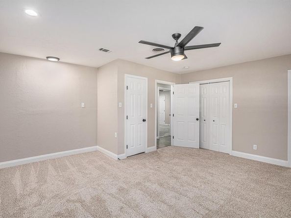 4241  Whitfield Avenue , Fort Worth Texas 76109