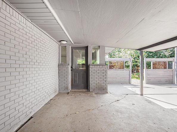 4241  Whitfield Avenue , Fort Worth Texas 76109