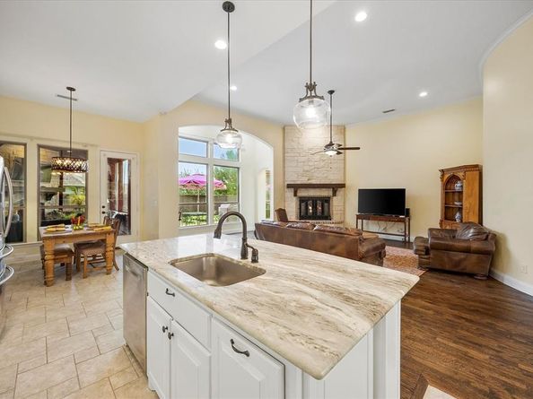 123  Deverson Drive , Rockwall Texas 75087