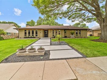 2500  Mollimar Drive 