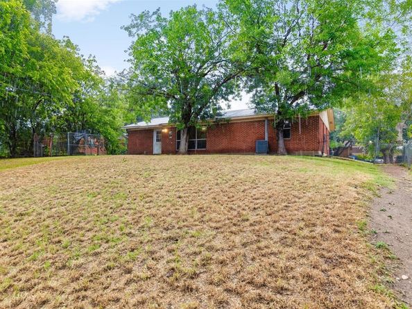 6307  Basswood Drive , Fort Worth Texas 76135