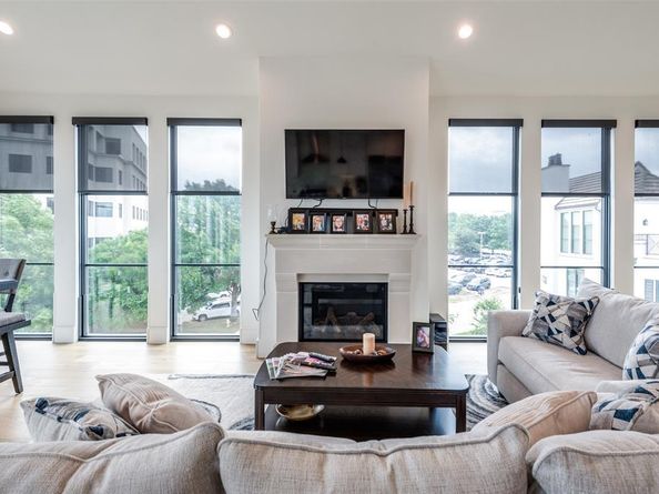 5270  Town and Country   326, Frisco Texas 75034