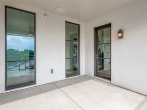 5270  Town and Country   326, Frisco Texas 75034