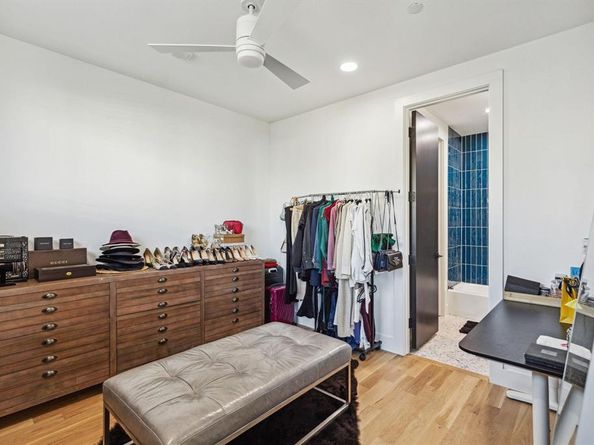 2916  Hawthorne Avenue  101, Dallas Texas 75219
