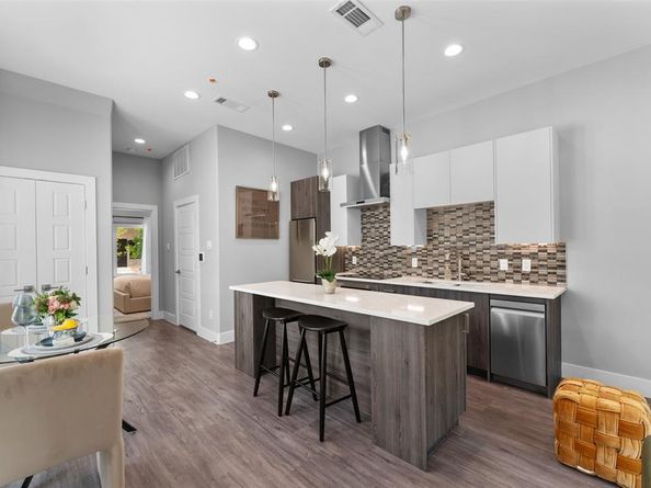 115  Merritt Street  302, Fort Worth Texas 76114