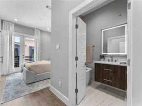 115  Merritt Street  302, Fort Worth Texas 76114