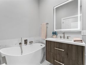 115  Merritt Street  302, Fort Worth Texas 76114