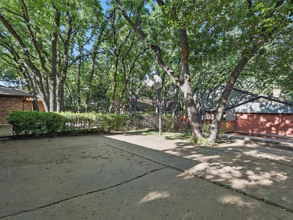 5112  River Ridge Road , Arlington Texas 76017