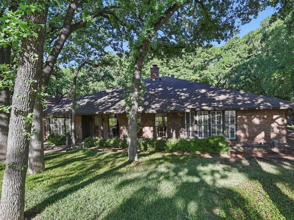 5112  River Ridge Road , Arlington Texas 76017