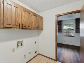5112  River Ridge Road , Arlington Texas 76017