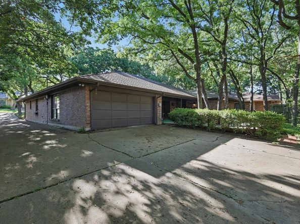5112  River Ridge Road , Arlington Texas 76017