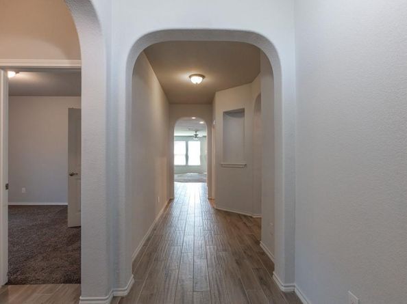 1127  Donnington Trail , Saginaw Texas 76131
