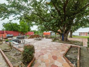 6810  Bailey Road , Sachse Texas 75048