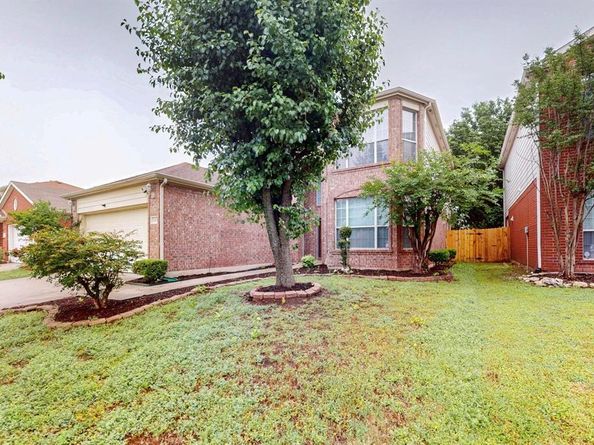 8413  Vicksburg Lane , Fort Worth Texas 76123