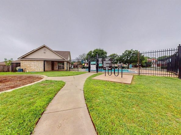 8413  Vicksburg Lane , Fort Worth Texas 76123