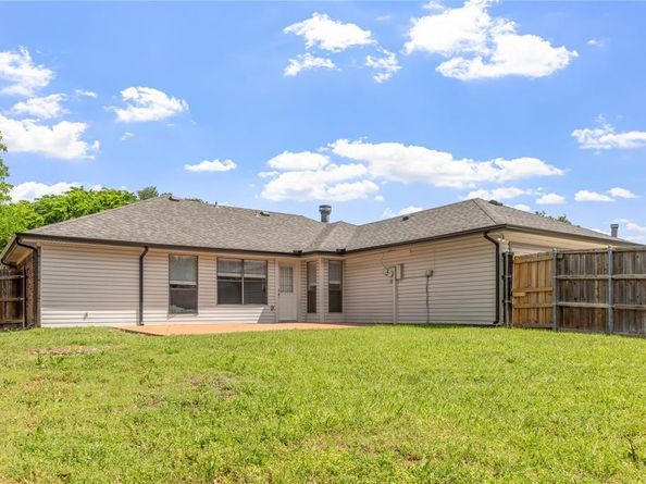 1304  Petunia Drive , Allen Texas 75002