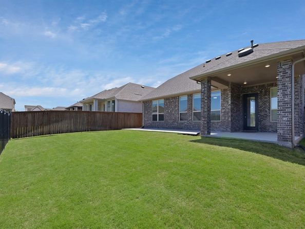 731  Calvin Way , Celina Texas 75009