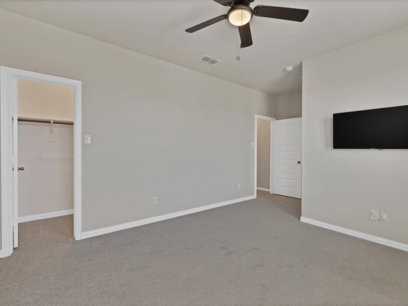 731  Calvin Way , Celina Texas 75009