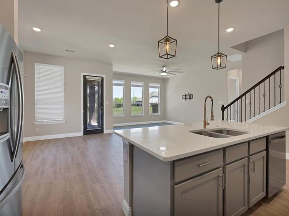 731  Calvin Way , Celina Texas 75009