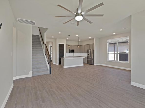 731  Calvin Way , Celina Texas 75009