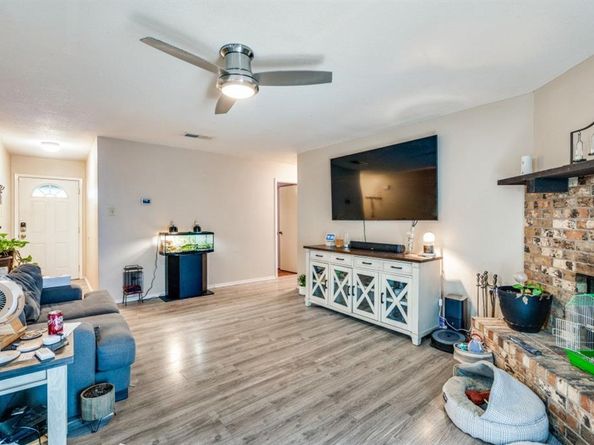 628  Thompson Street , Everman Texas 76140