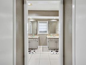1829  Briar Run , Benbrook Texas 76126
