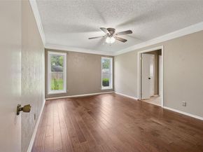 1829  Briar Run , Benbrook Texas 76126