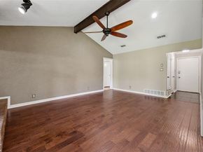 1829  Briar Run , Benbrook Texas 76126