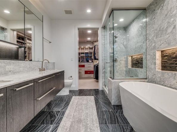 3130 N Harwood Street  901, Dallas Texas 75201