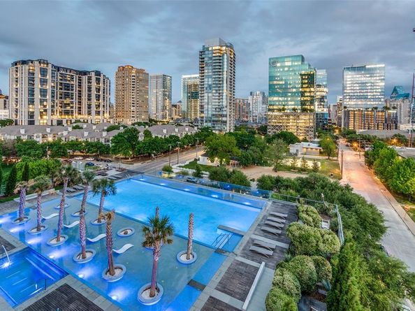 3130 N Harwood Street  901, Dallas Texas 75201