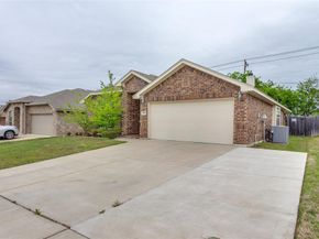 149  Wilson Cliff Drive , White Settlement Texas 76108
