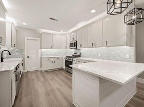 3329  Hemphill Street , Fort Worth Texas 76110