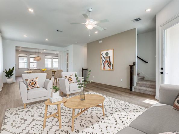 7581  Laburnam Road , Dallas Texas 75228