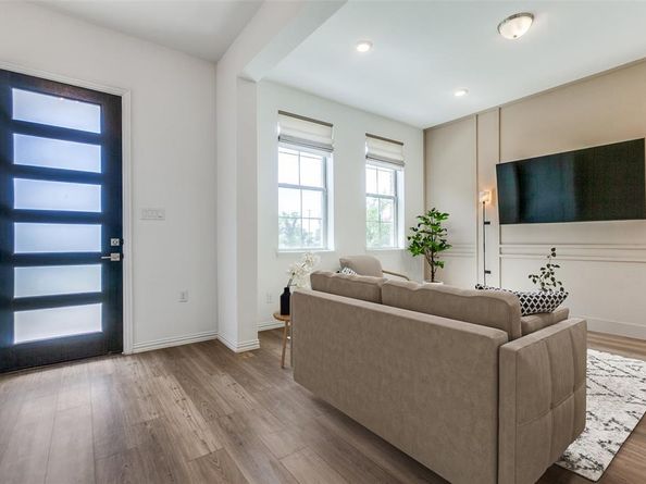7581  Laburnam Road , Dallas Texas 75228