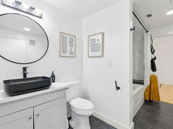 1111 S Akard Street  307, Dallas Texas 75215