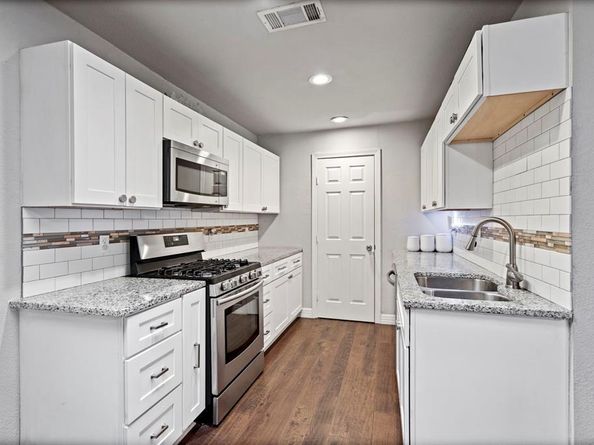 2942  Esterbrook Drive , Farmers Branch Texas 75234
