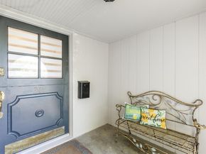 315 N Montreal Avenue , Dallas Texas 75208