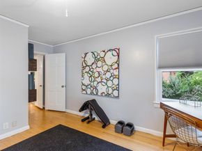 315 N Montreal Avenue , Dallas Texas 75208